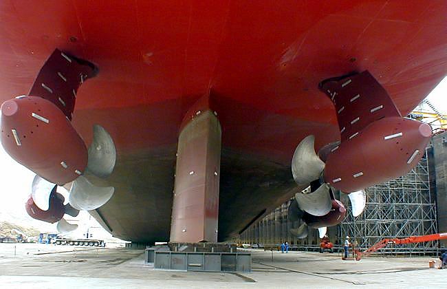 queenmary2a.jpg